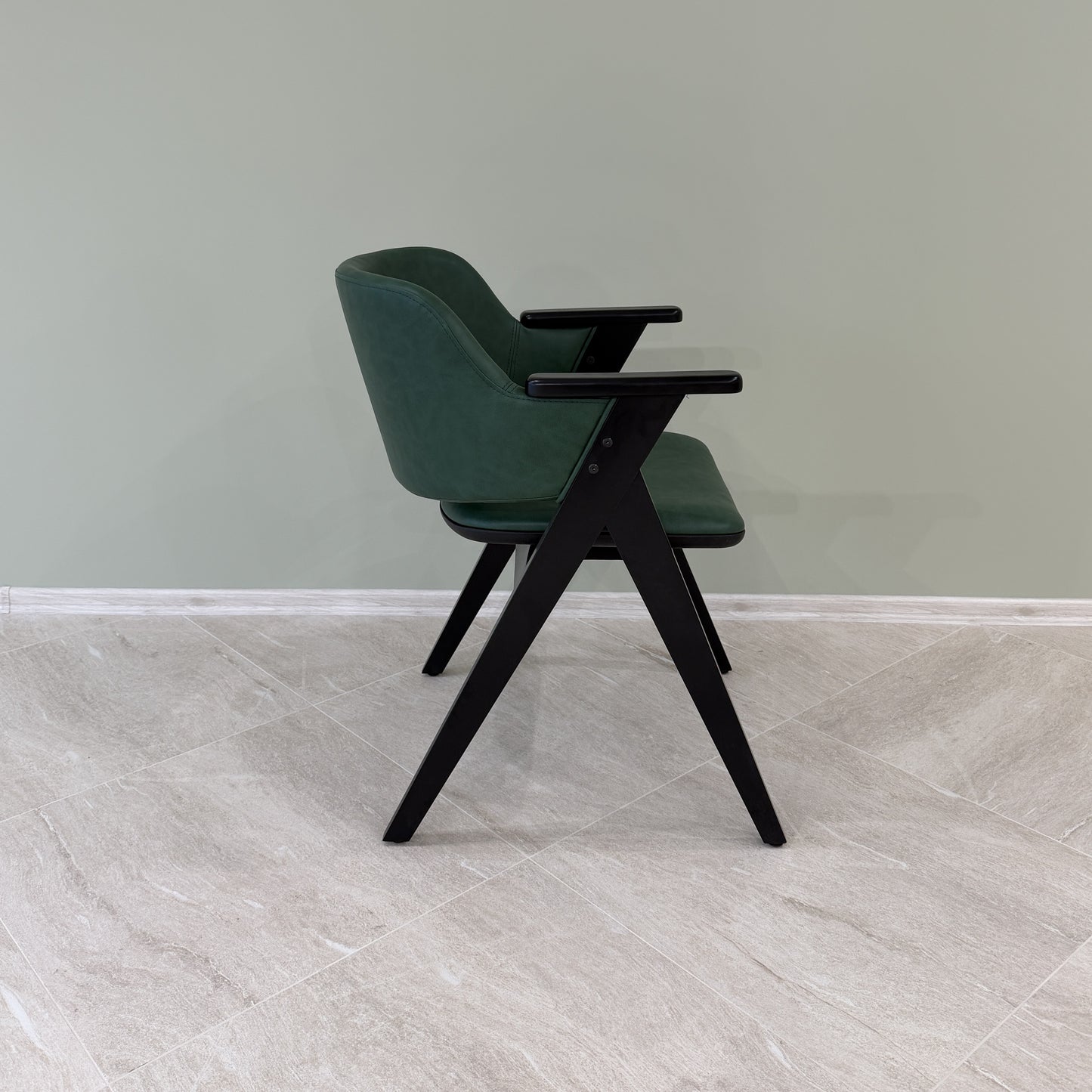 Стол Наполи